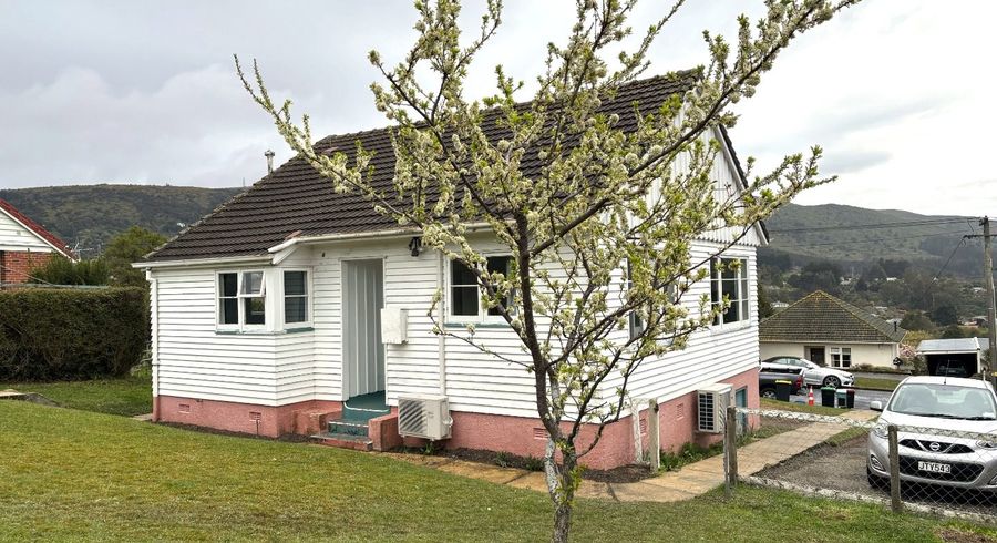  at 18 Forresbank Avenue, Wakari, Dunedin, Otago