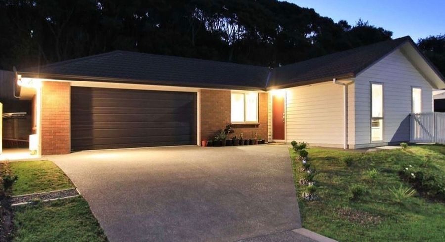  at 9 Banks Boulevard, Whitby, Porirua, Wellington