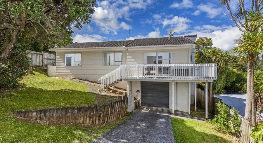  at 1/40 Tree View Avenue, Glenfield, North Shore City, Auckland