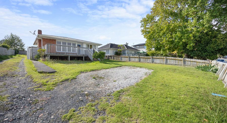 at 1/75 Kervil Avenue, Te Atatu Peninsula, Waitakere City, Auckland