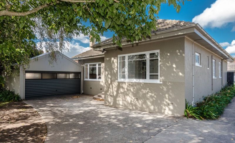  at 6 Knighton Road, Hillcrest, Hamilton