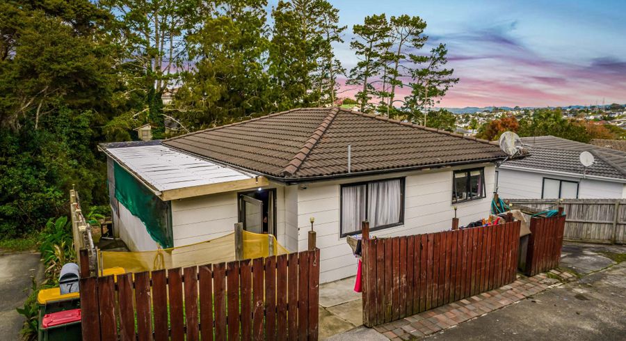 at 7 Fernhaven Place, Massey, Waitakere City, Auckland