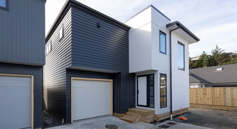  at 215 Stokes Valley Road, Stokes Valley, Lower Hutt, Wellington