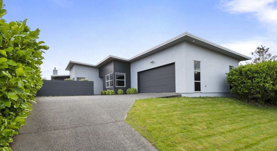  at 81 Pacific Drive, Fitzherbert, Palmerston North