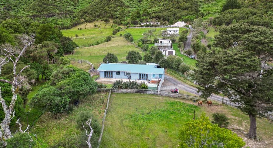  at 37 Pencarrow Crescent, Wainuiomata, Lower Hutt