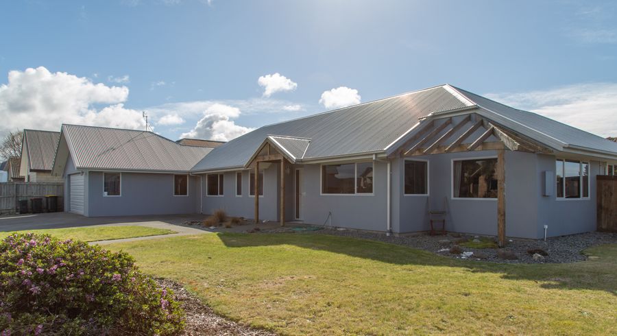  at 2 Evergreen Place, Parklands, Christchurch