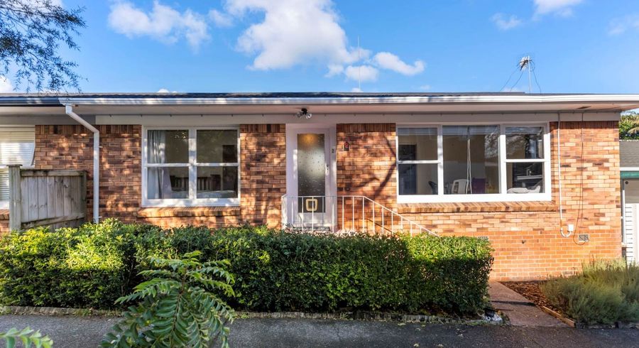  at 2/9 Sudan Avenue, Milford, North Shore City, Auckland