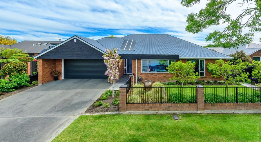  at 32 Althorp Place, Avonhead, Christchurch City, Canterbury