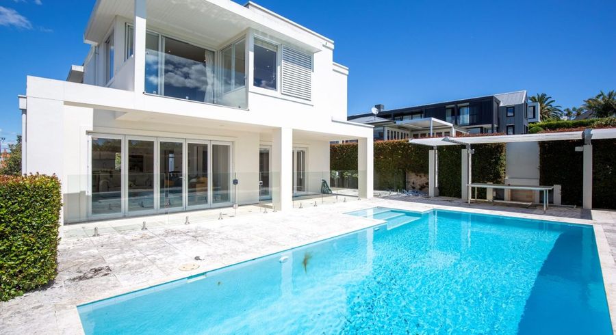  at 43 Codrington Crescent, Mission Bay, Auckland City, Auckland