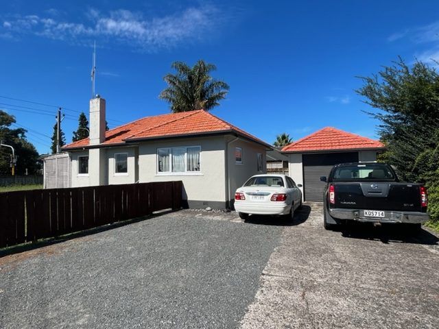  at 220 Clyde Street, Hamilton East, Hamilton, Waikato