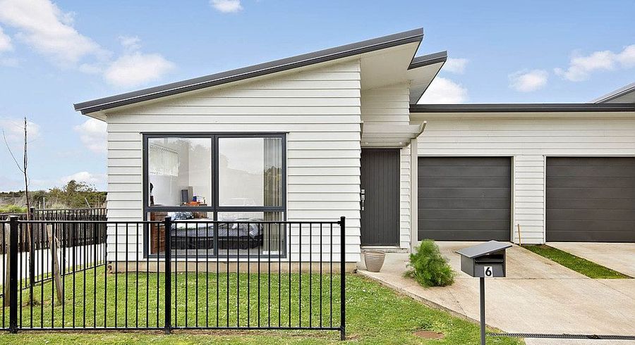  at 6 Totara Meadows Court, Manukau, Manukau City, Auckland