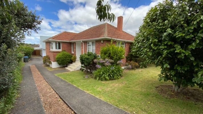  at 18 Haughey Ave, Three Kings, Auckland City, Auckland