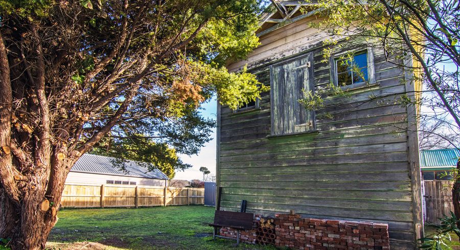  at 3 Gort Place, Lansdowne, Masterton
