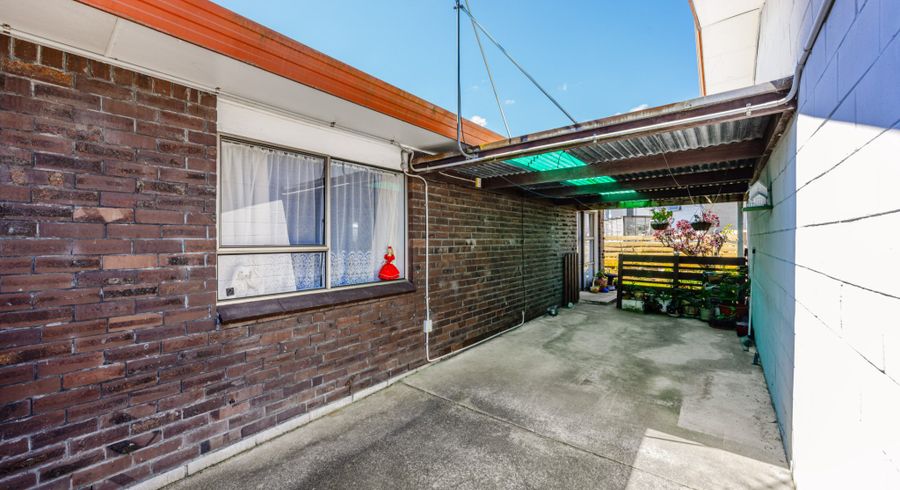  at 2/29 Trentham Road, Papakura, Papakura, Auckland