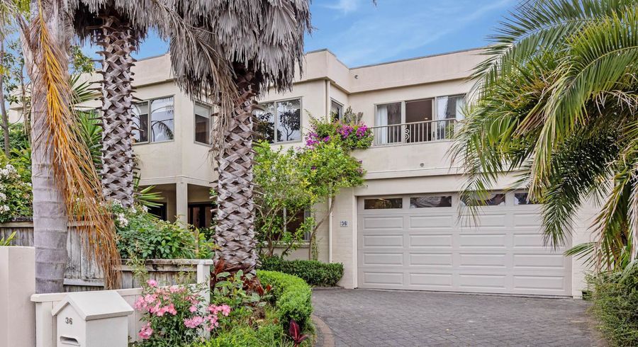  at 36 Allen Johnston Place, Saint Johns, Auckland