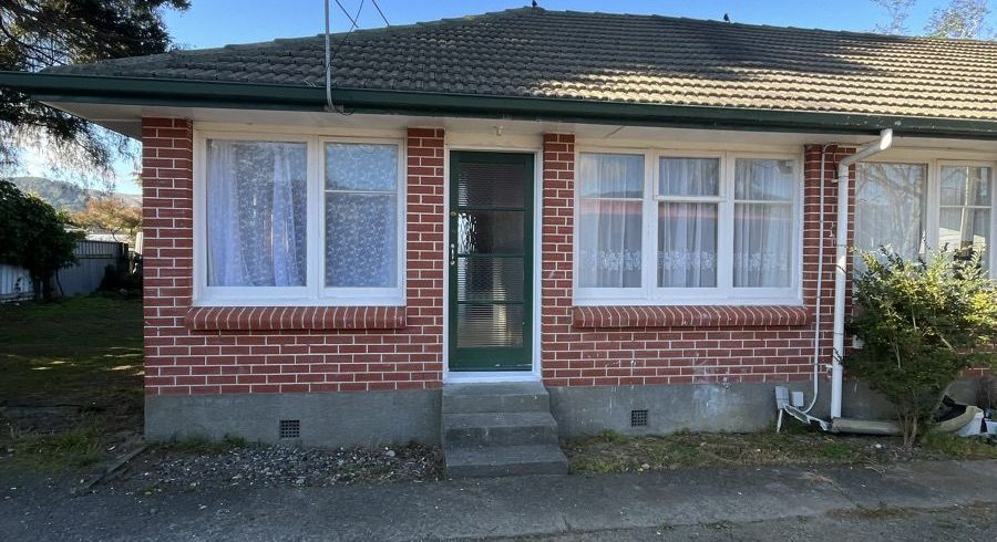  at 6/7 Tawai Street, Trentham, Upper Hutt, Wellington