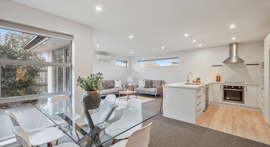  at 4/100 Main North Road, Papanui, Christchurch City, Canterbury