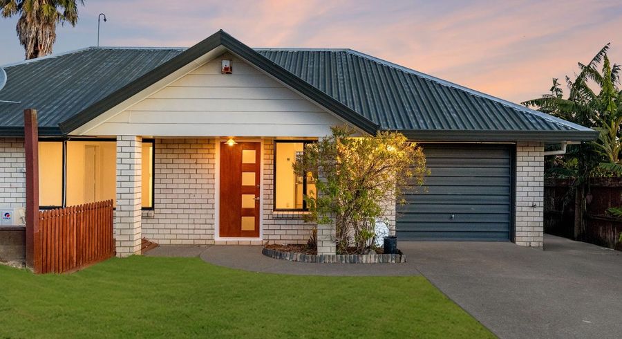  at 1/17 Wai Iti Place, Clendon Park, Manukau City, Auckland