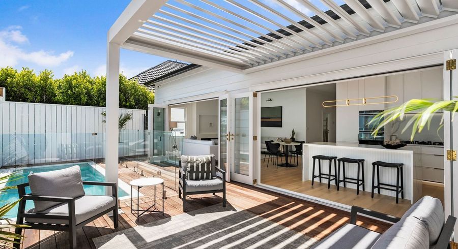  at 10 Springfield Road, Morningside, Auckland