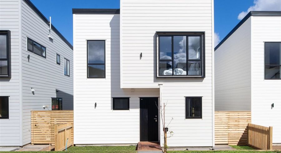  at 16 Greenbrier Street, Westgate, Waitakere City, Auckland
