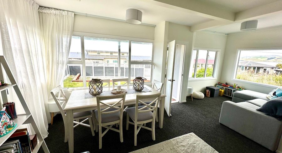  at 32 Esplanade, Balclutha