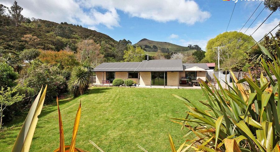  at 7 Holm Avenue, Broad Bay, Dunedin