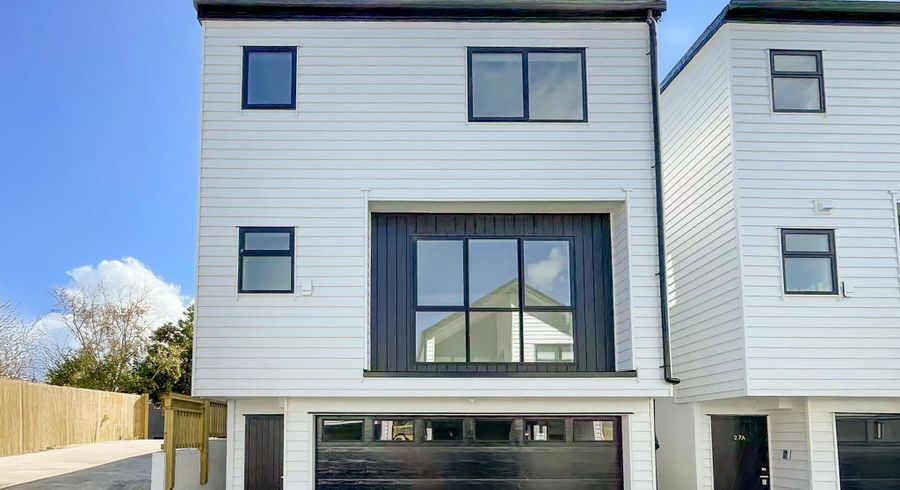  at 27 Jandell Crescent, Bucklands Beach, Manukau City, Auckland