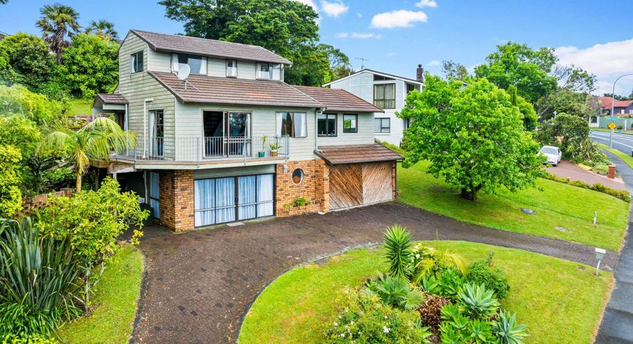  at 8 Goodwood Drive, Goodwood Heights, Manukau City, Auckland