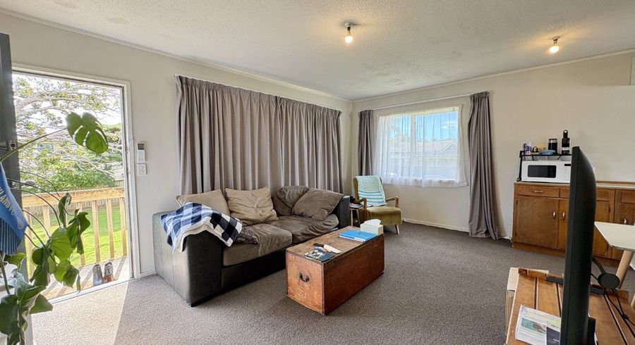  at 1/6 Tecoma Street, Ellerslie, Auckland City, Auckland