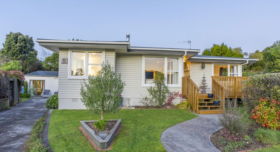  at 5 Brazier Grove, Paraparaumu, Kapiti Coast, Wellington