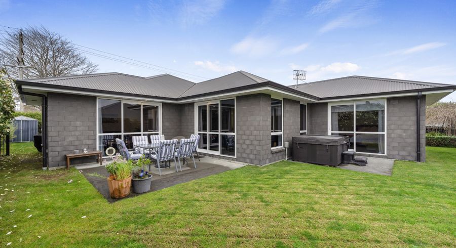  at 8A NO 2 ROAD, Western Bay Of Plenty