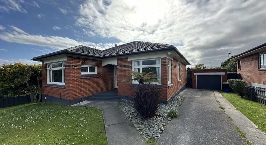  at 27 Stirling Street, Andersons Bay, Dunedin