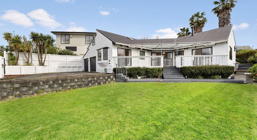  at 4 Raphael Place, West Harbour, Waitakere City, Auckland