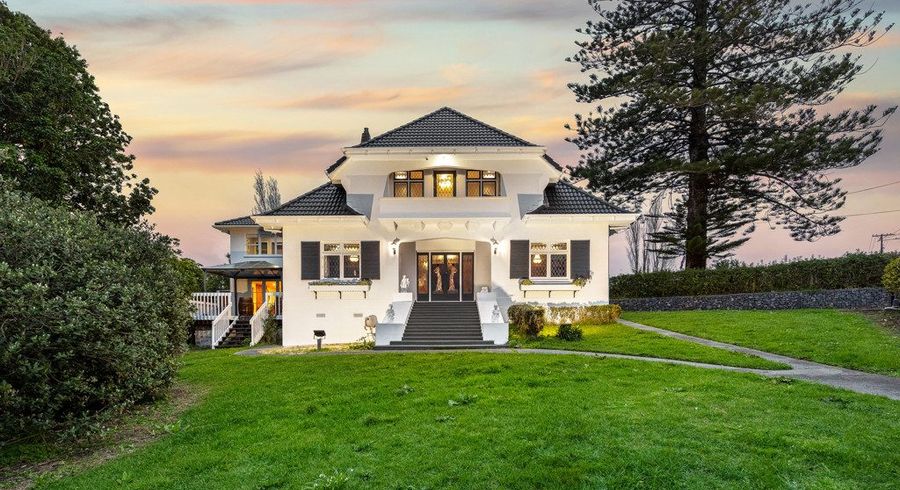  at 6 Peverill Crescent, Papatoetoe, Manukau City, Auckland