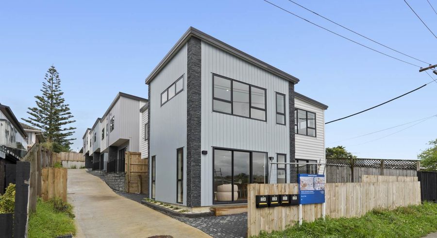  at 22 Marshall Laing Avenue, Mount Roskill, Auckland City, Auckland
