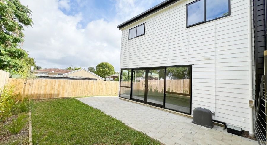  at 18 Whati Lane, Henderson, Waitakere City, Auckland