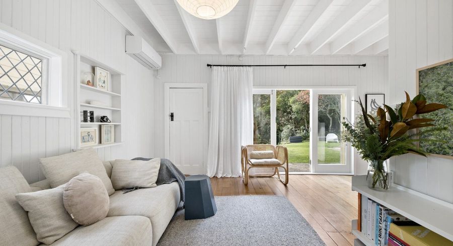  at 27 Rona Street, Eastbourne, Lower Hutt, Wellington