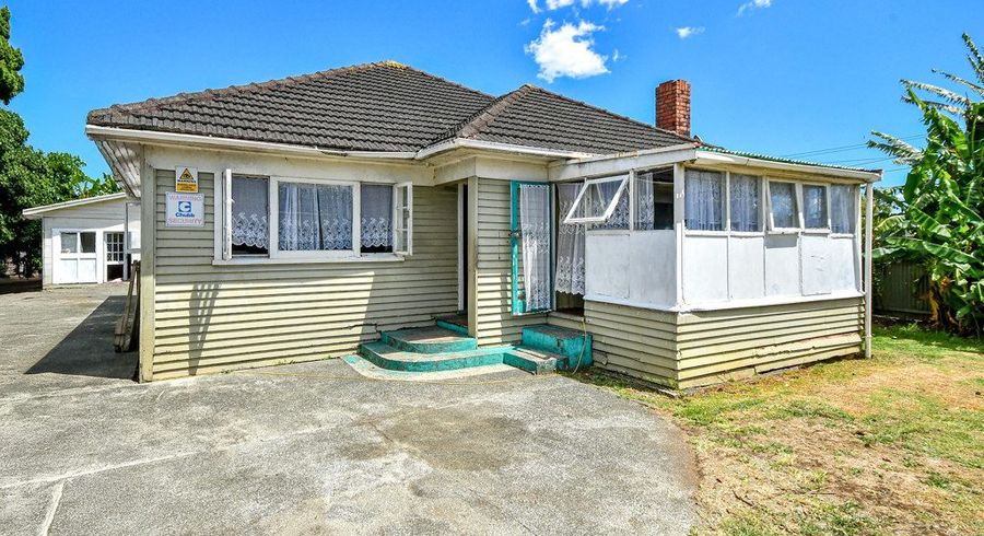  at 46 Vine Street, Mangere East, Auckland