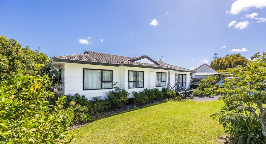  at 9 Crail Court, Totara Heights, Manukau City, Auckland