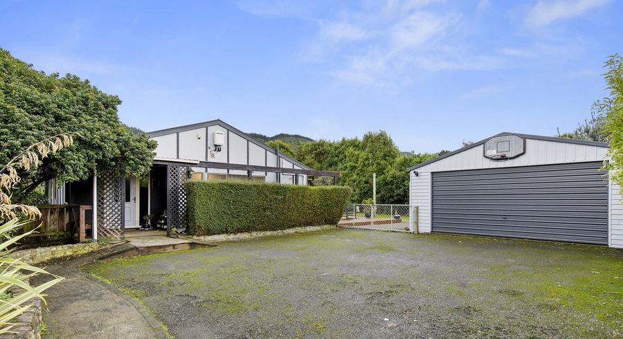  at 39A Gemstone Drive, Birchville, Upper Hutt, Wellington