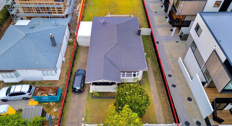  at 15 Walmer Road, Point Chevalier, Auckland City, Auckland