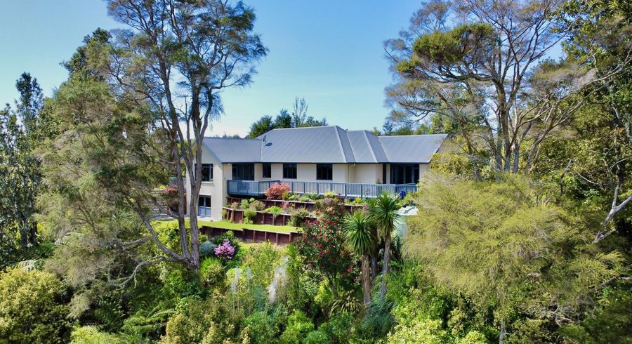  at 660 Wainui Road, Wainui