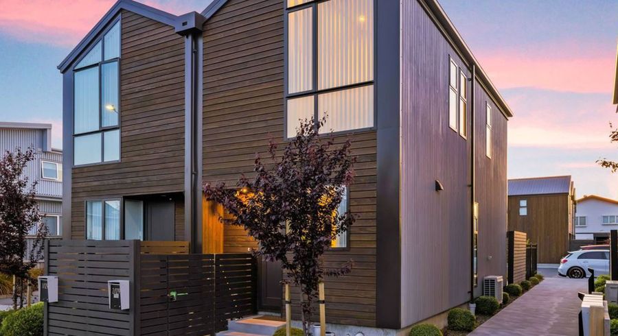  at 2/129 Sherborne Street, St Albans, Christchurch