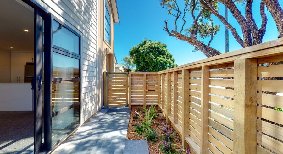  at 90 Cambridge Terrace, Waterloo, Lower Hutt