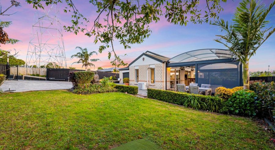  at 11 Courtvale Place, Flat Bush, Manukau City, Auckland