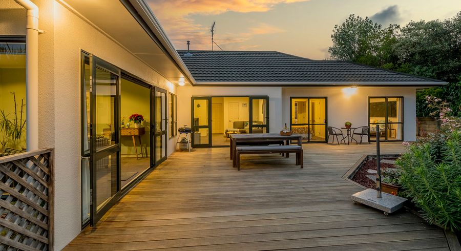  at 4 Conifer Court, Raumati Beach, Paraparaumu