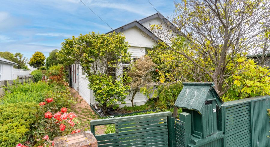  at 21 East Avenue, Saint Kilda, Dunedin