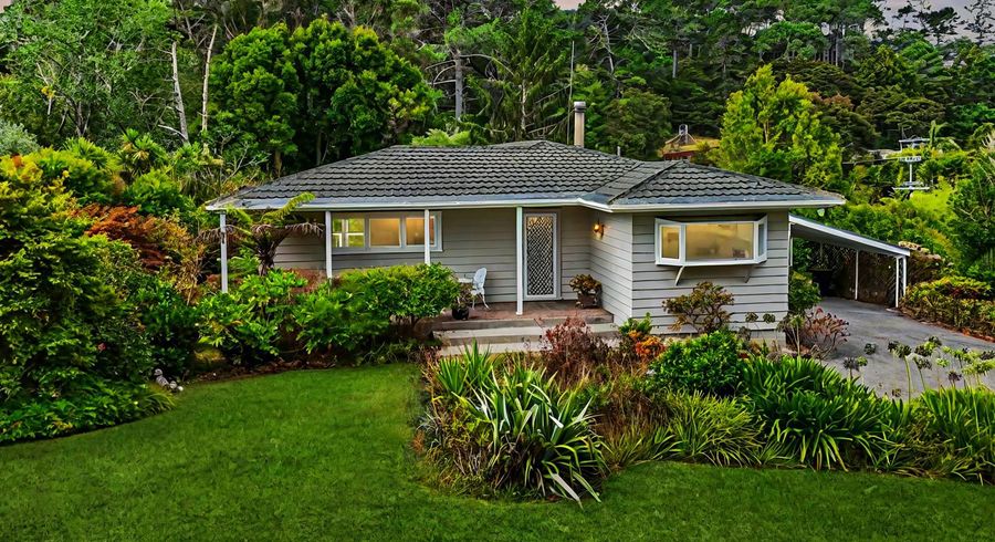  at 4 Kay Road, Swanson, Auckland