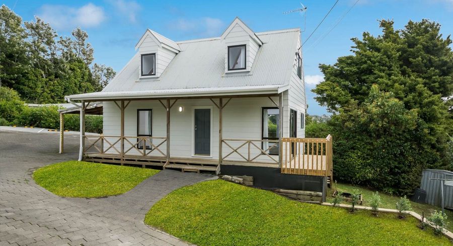  at 22c Kaipatiki Road, Glenfield, North Shore City, Auckland