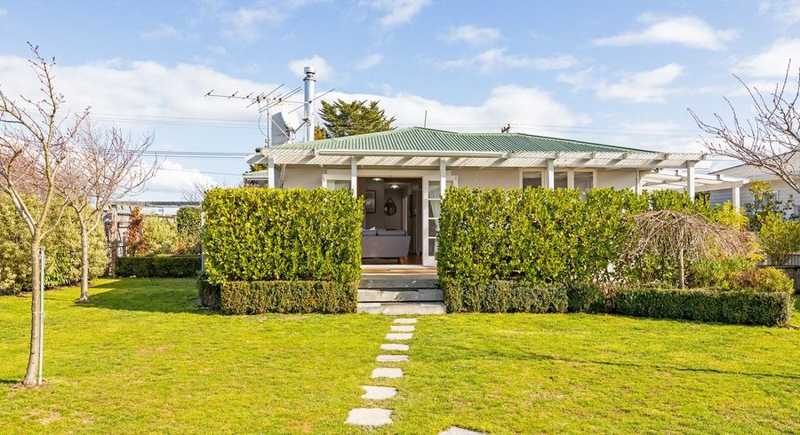  at 50 Wyndham Street, Carterton